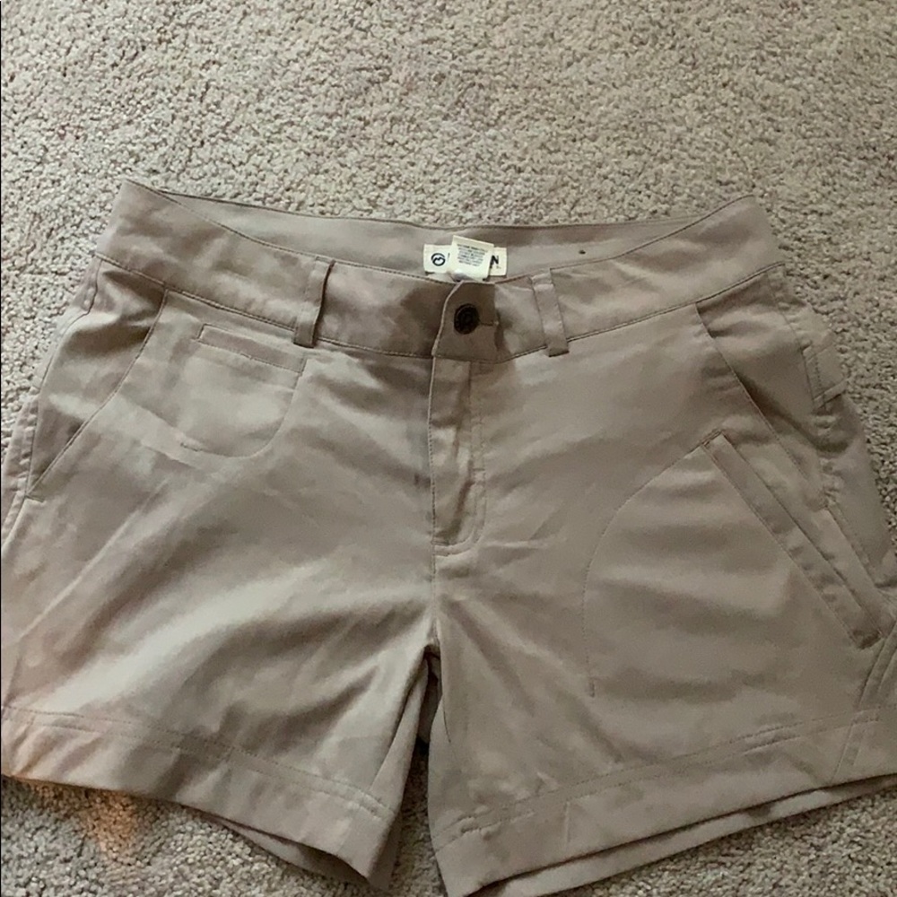 Magellan adventure shorts